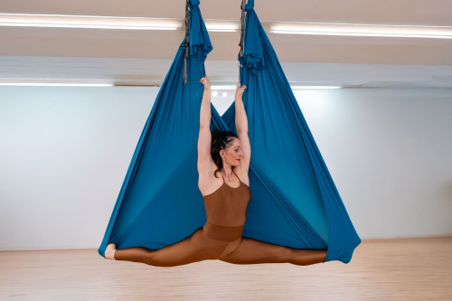 Flying Yoga Dance  LG 17.30